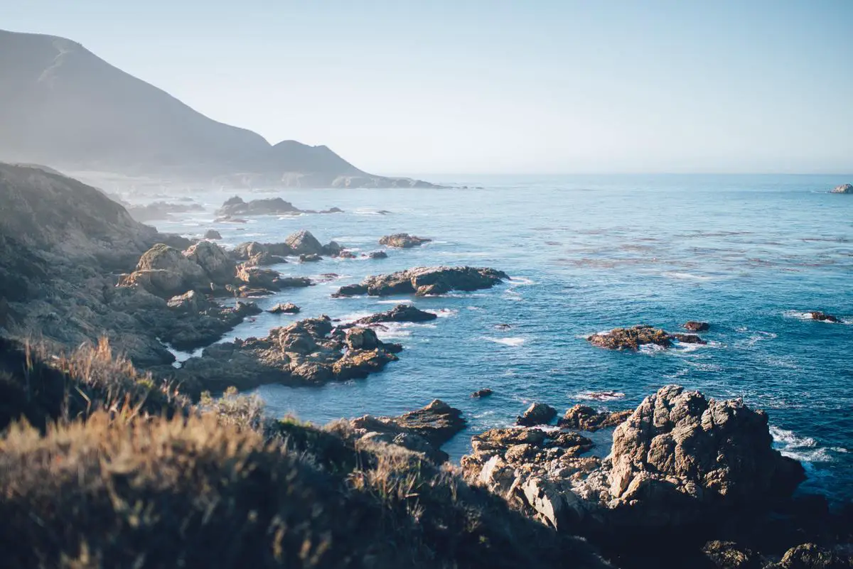 Pipes Beach is a beautiful and peaceful beach that is perfect for relaxing, surfing and paddleboarding with stunning views of California's coastline.